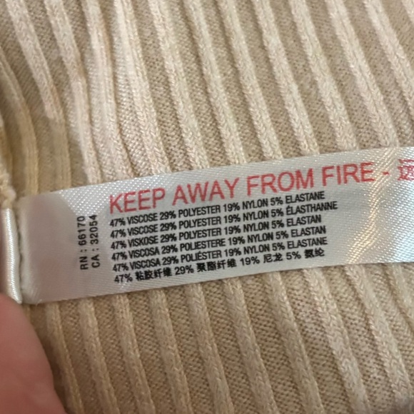 Out From Under Top - Picture 5 of 8